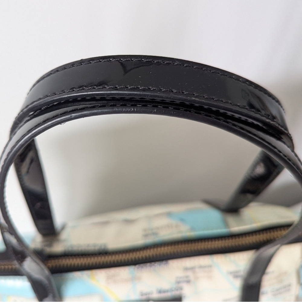 Kate Spade Jeralyn Off the Map Tote - Picture 3 of 9